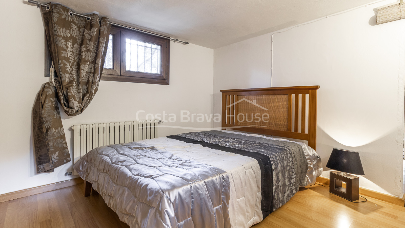 House with pool for sale in Vall-llobrega