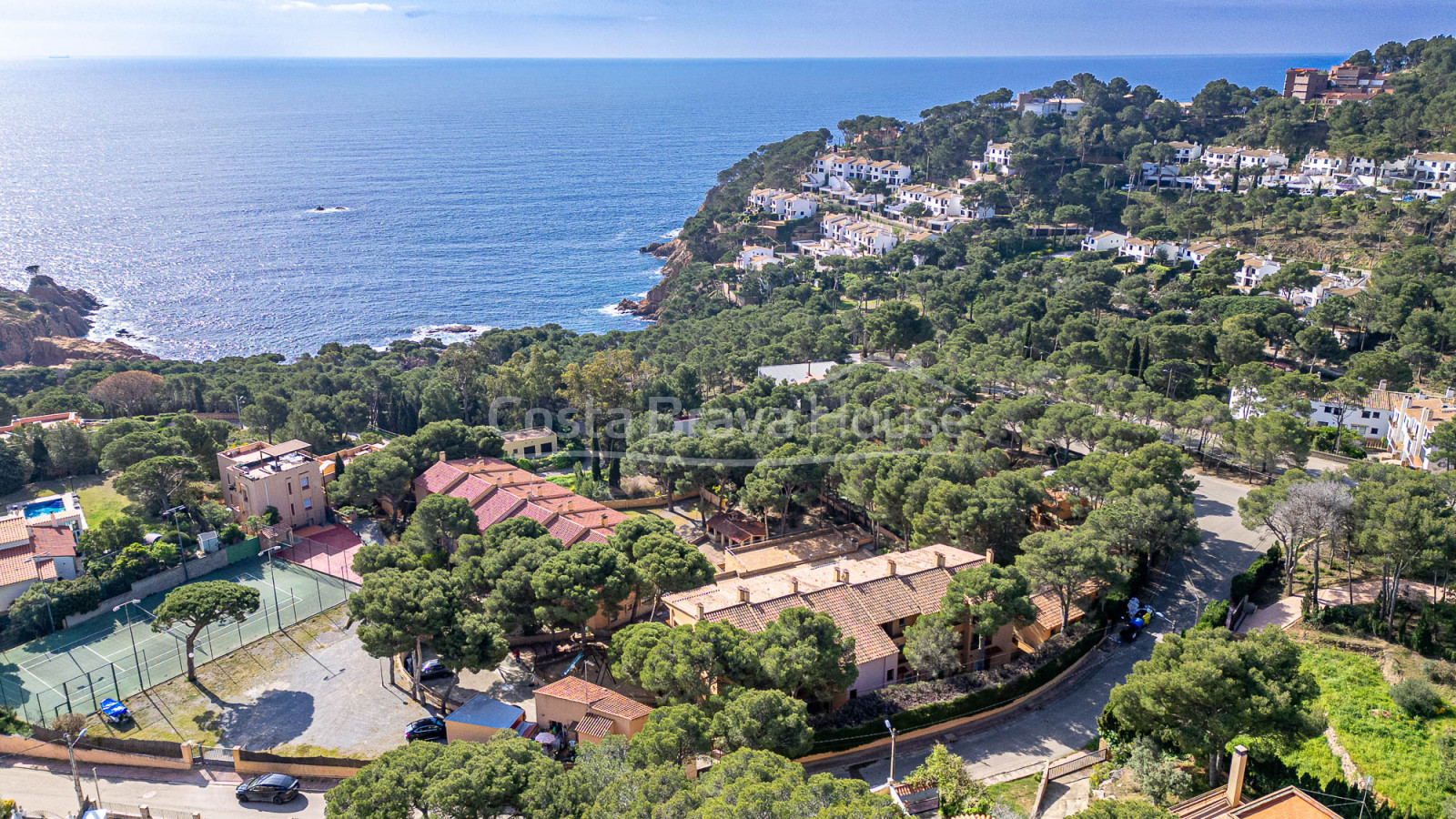 Apartamento en Tamariu con terraza y vistas al mar