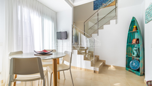 Dúplex en Tamariu con terraza y licencia turística