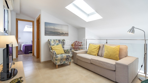 Dúplex en Tamariu con terraza y licencia turística