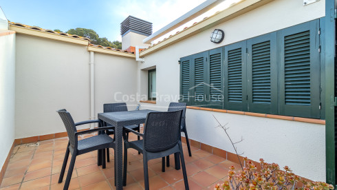 Dúplex en Tamariu con terraza y licencia turística