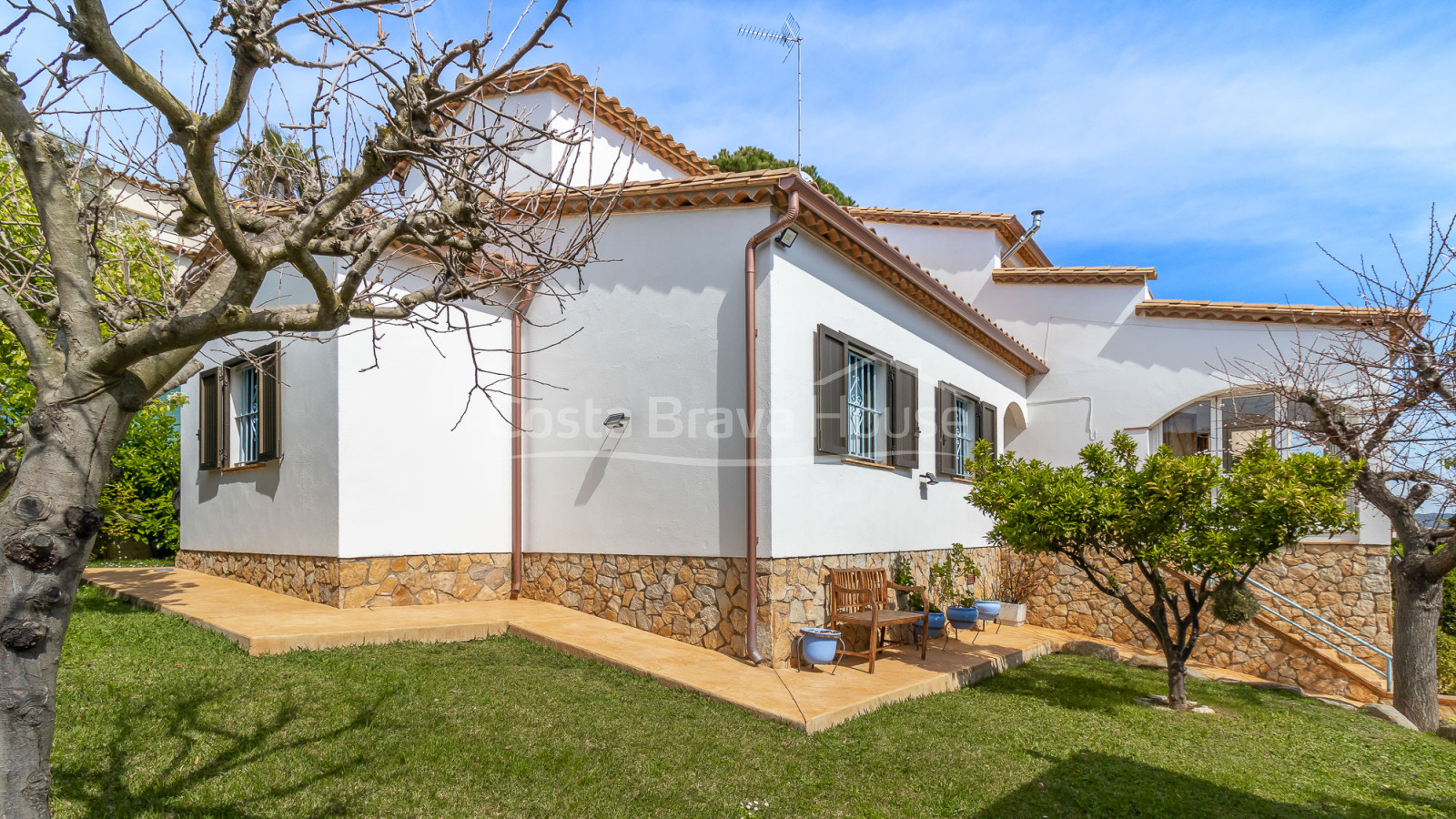 Huis met tuin te koop in Sant Antoni de Calonge