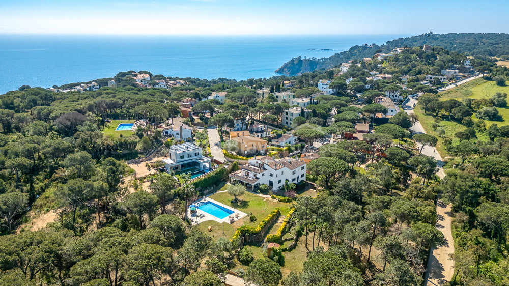 Luxe villa te koop in Calella de Palafrugell