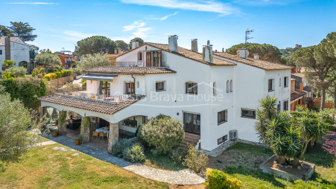 Luxe villa te koop in Calella de Palafrugell