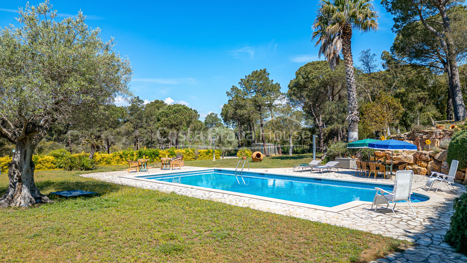 Luxe villa te koop in Calella de Palafrugell