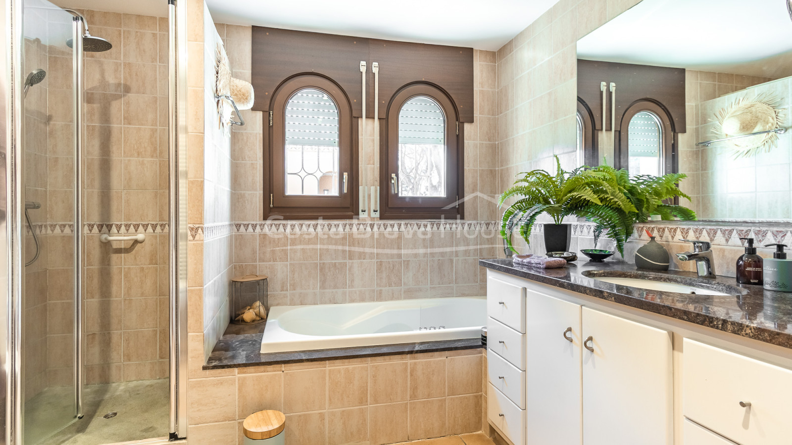Luxe villa te koop in Calella de Palafrugell