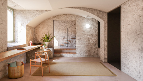 Casa para reformar con jardín en venta en Gualta