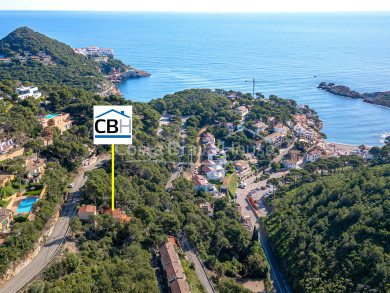 Detached house with sea views for sale in Sa Tuna, Begur, with two independent dwellings