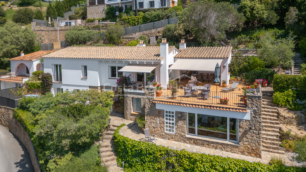Maison exclusive à vendre à Begur avec vue sur mer