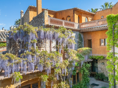 Charming renovated stone house for sale in the historic center of Ullà, Baix Empordà