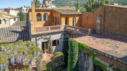 Casa rústica de pedra a Ullà