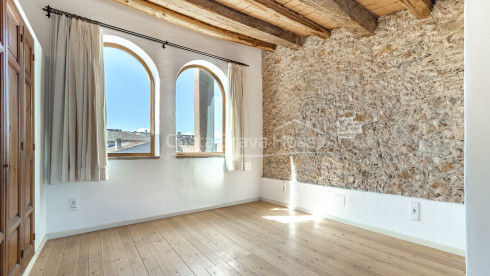Rustic stone house in Ullà