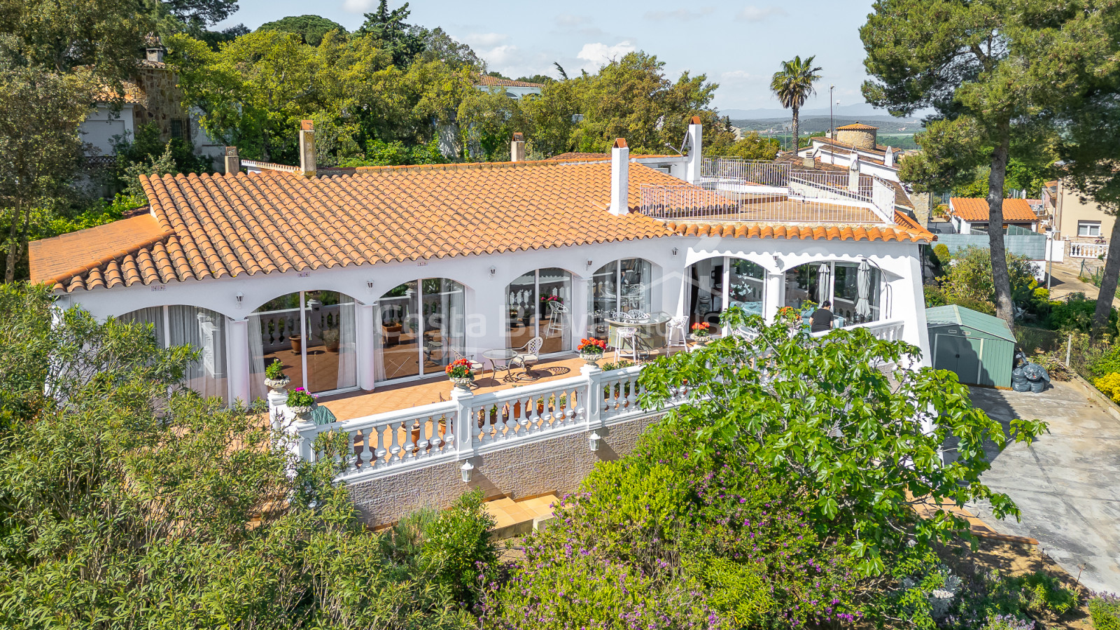 Casa en Pals con jardín y privacidad