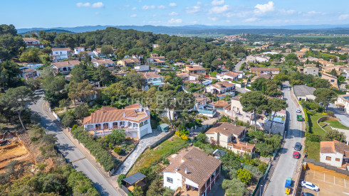 Casa en Pals con jardín y privacidad