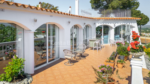 Huis in Pals met tuin en privacy