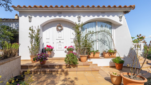 Casa en Pals con jardín y privacidad