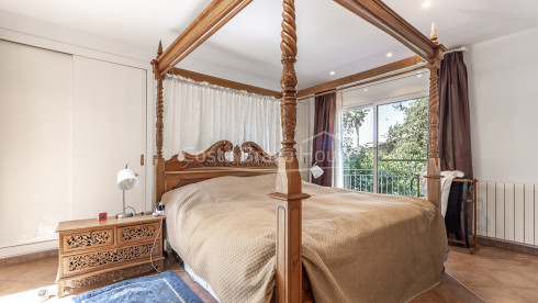House in Pals with garden and privacy