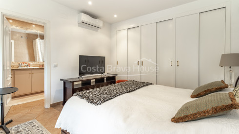 Casa en Pals con jardín y privacidad