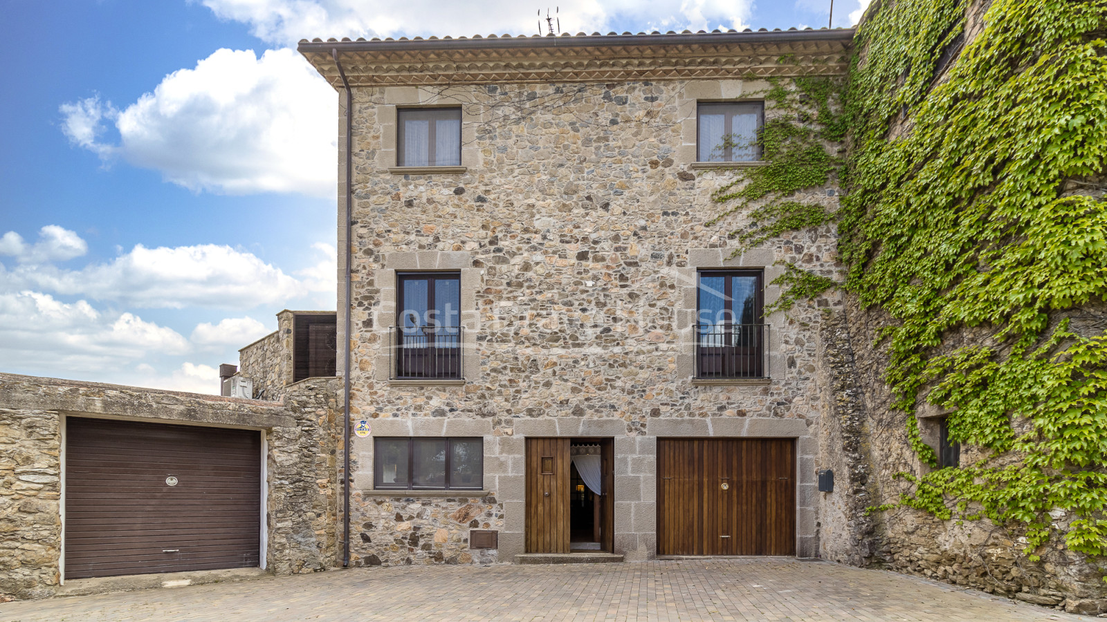 Casa con piscina en Torrent, Baix Empordà