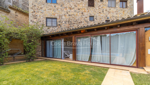 Casa con piscina en Torrent, Baix Empordà