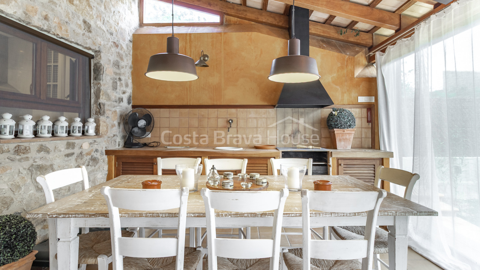Casa con piscina en Torrent, Baix Empordà