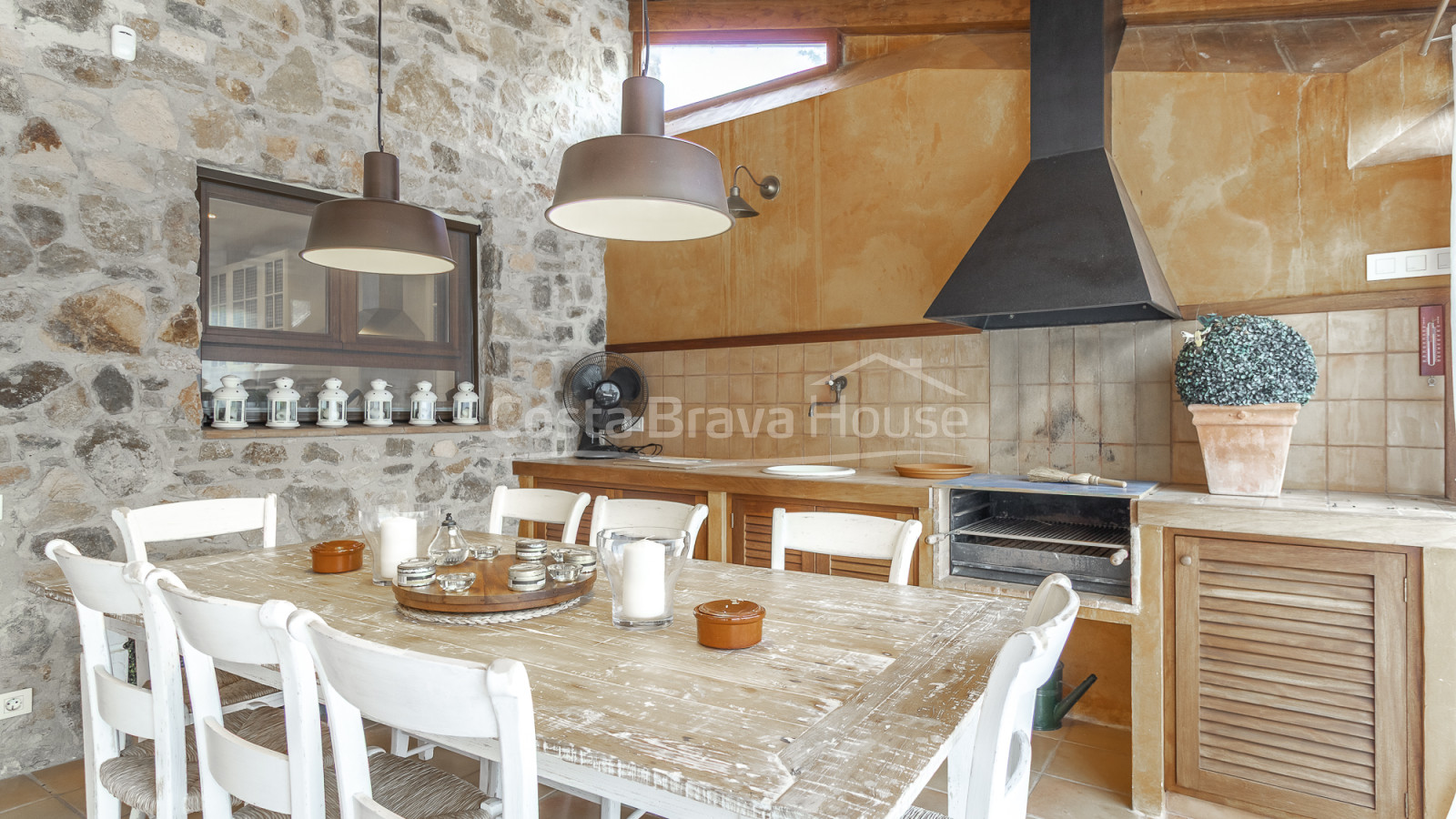 Casa con piscina en Torrent, Baix Empordà