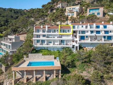 Exclusivo apartamento en venta con terraza y vistas al mar en La Borna, Begur