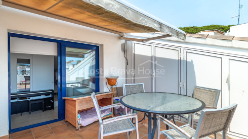 Maison à vendre à Calella avec vue sur la mer