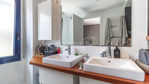 Maison à vendre à Calella avec vue sur la mer