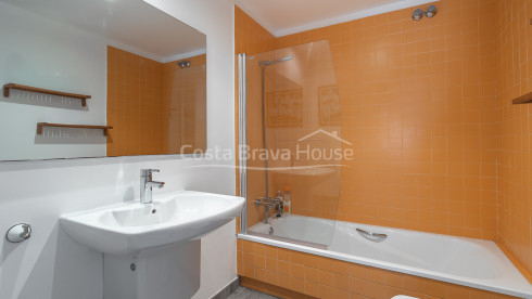 Maison à vendre à Calella avec vue sur la mer