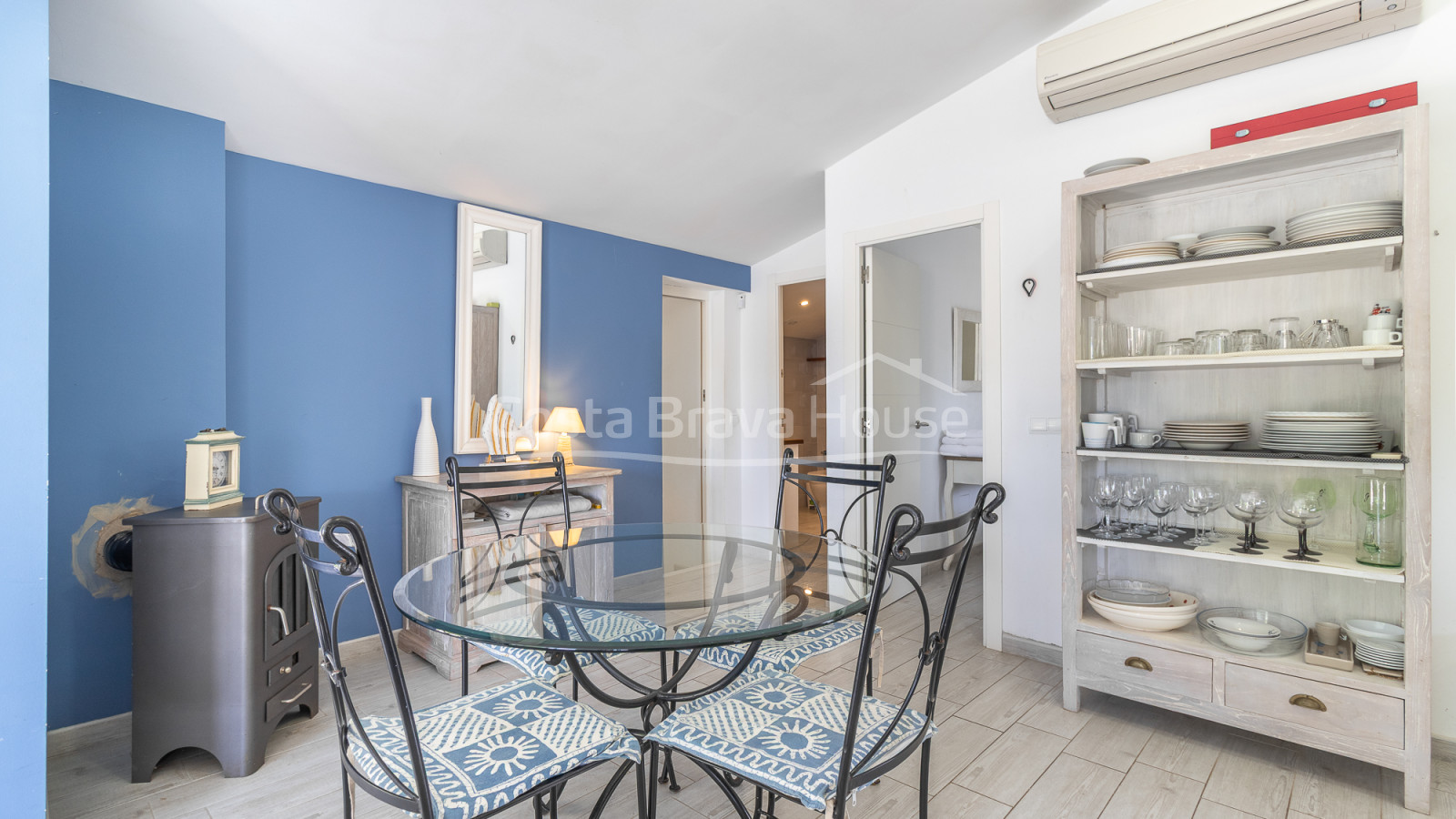 House for sale with pool in Tamariu
