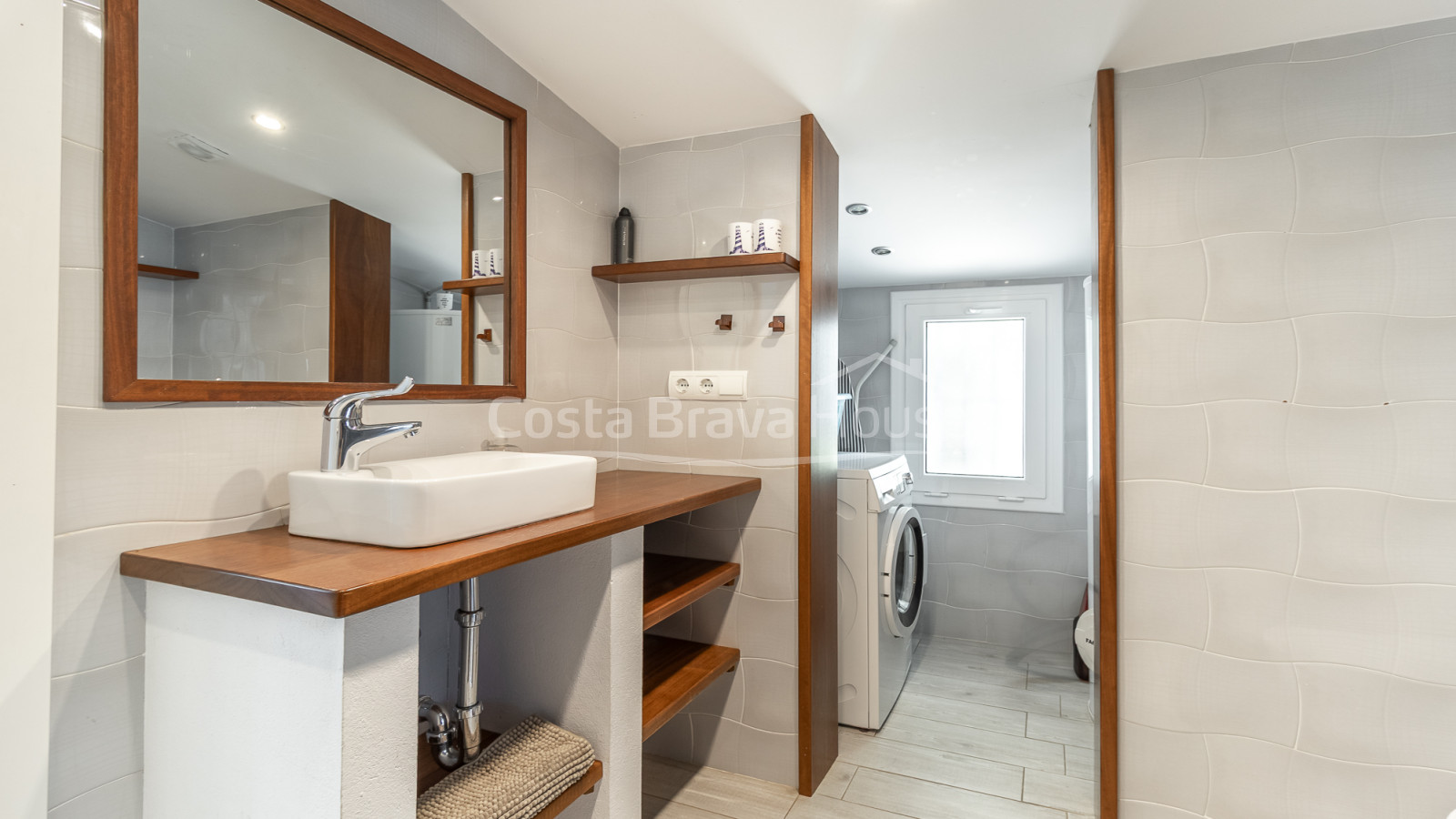 House for sale with pool in Tamariu