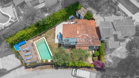 House for sale with pool in Tamariu