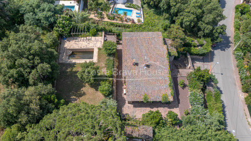 Casa estilo masía en venta en Sant Antoni con licencia