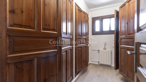 Casa estilo masía en venta en Sant Antoni con licencia