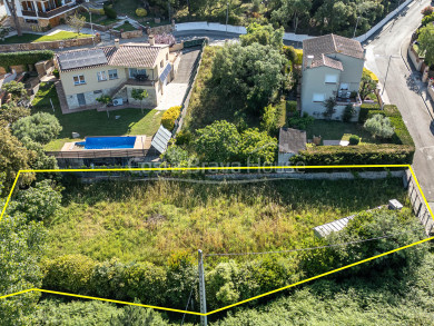 Parcel·la en venda a Mont-ras de 754 m², ideal per a casa unifamiliar a prop de Palafrugell i la Costa Brava