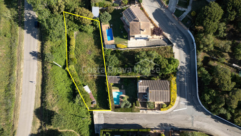 Residential building land for sale in Mont-ras