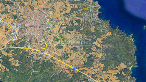 Parcel·la urbanitzable en venda a Mont-ras