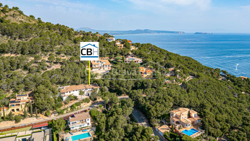 Huis te koop in Begur met zeezicht