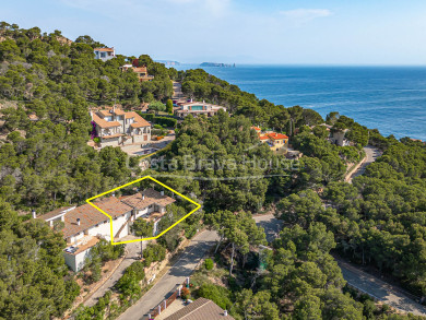 Casa en venta con terraza de 85 m² y vistas al mar en Aiguafreda, Begur