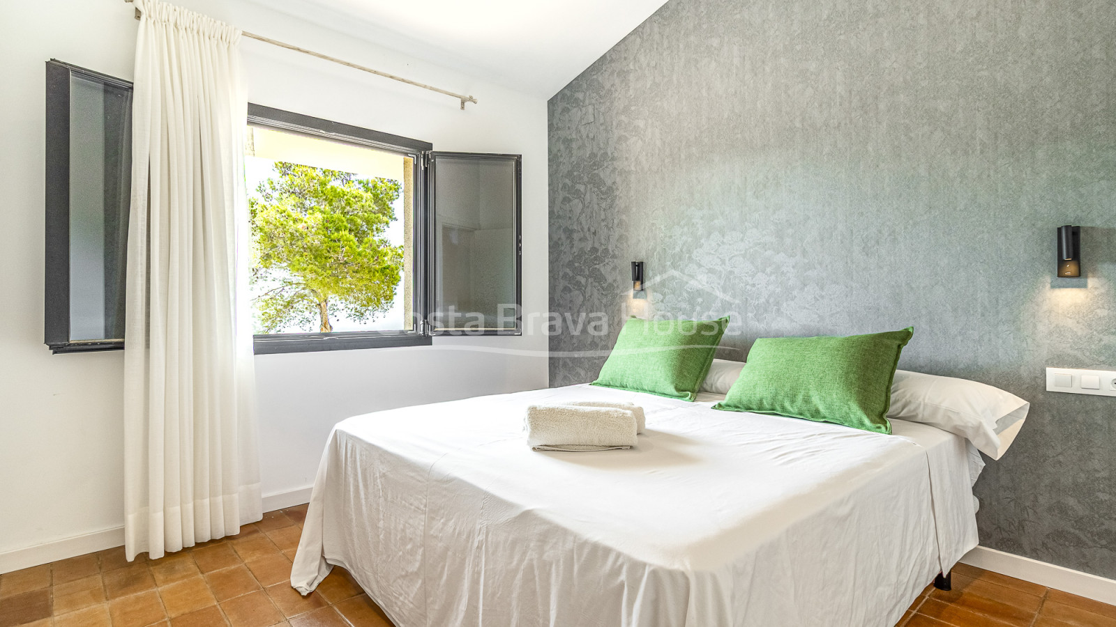 Huis te koop in Begur met zeezicht