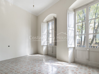 Maison moderniste restaurée à vendre dans le centre historique de Palafrugell, avec une grande valeur patrimoniale