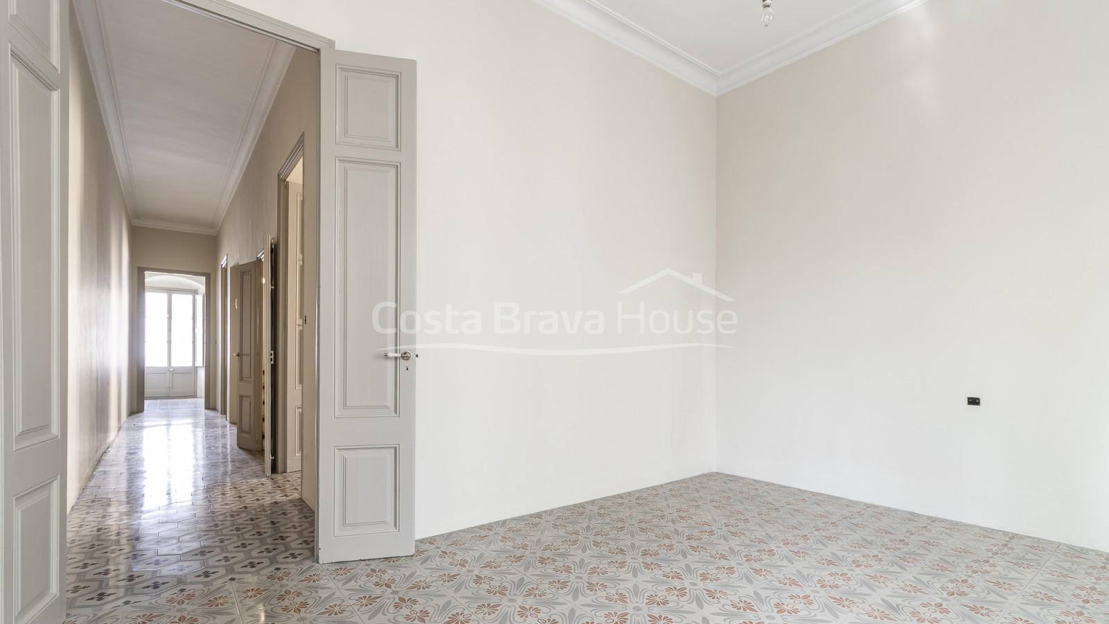 Maison moderniste à vendre dans le centre de Palafrugell