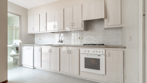 Maison moderniste à vendre dans le centre de Palafrugell