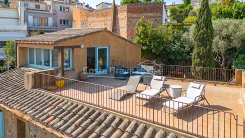House in Begur with views of the castle