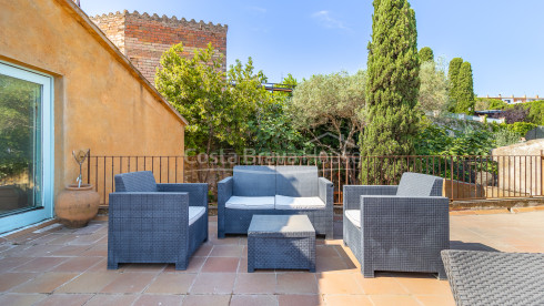 House in Begur with views of the castle