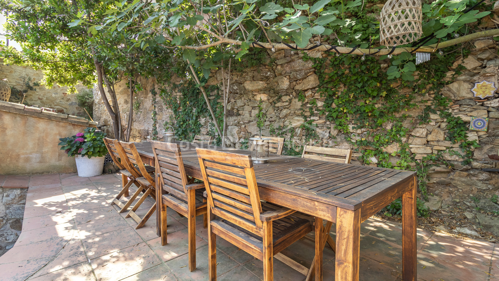 House in Begur with views of the castle