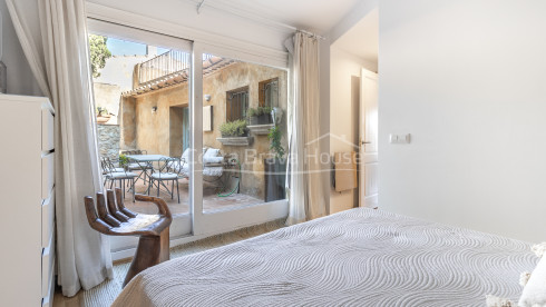 House in Begur with views of the castle