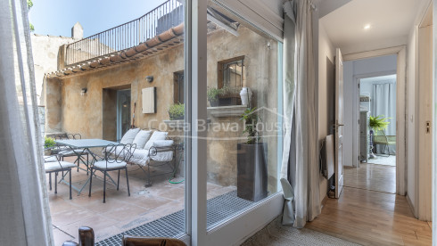 House in Begur with views of the castle