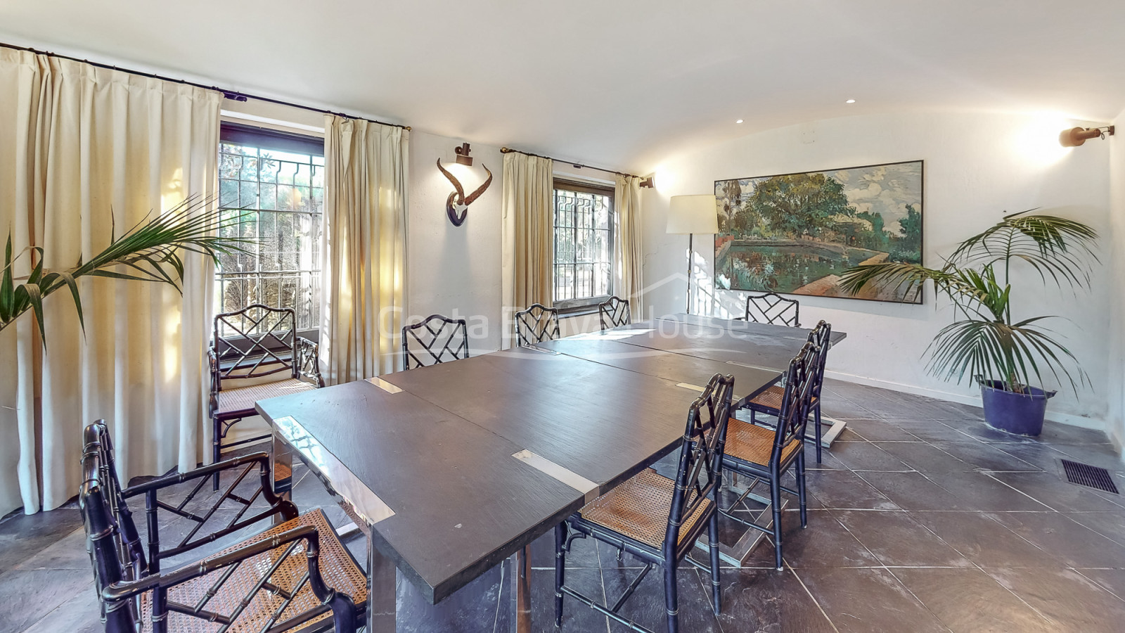 Estate in Mont-ras with medieval tower and large plot of land